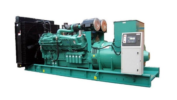 聊城全新常柴200kw大型柴油发电机组